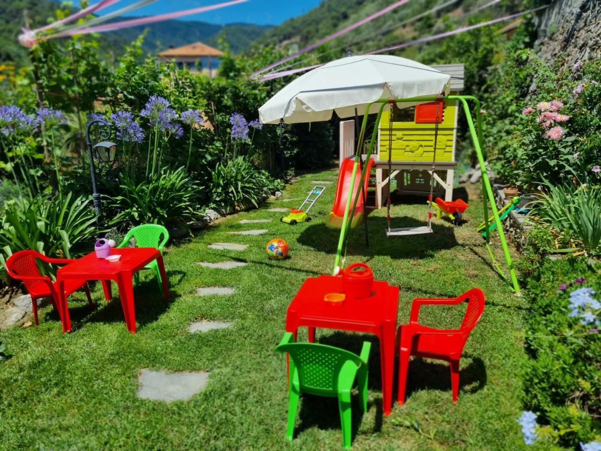 Casa Vacanze Family Albisola Superiore Exterior foto